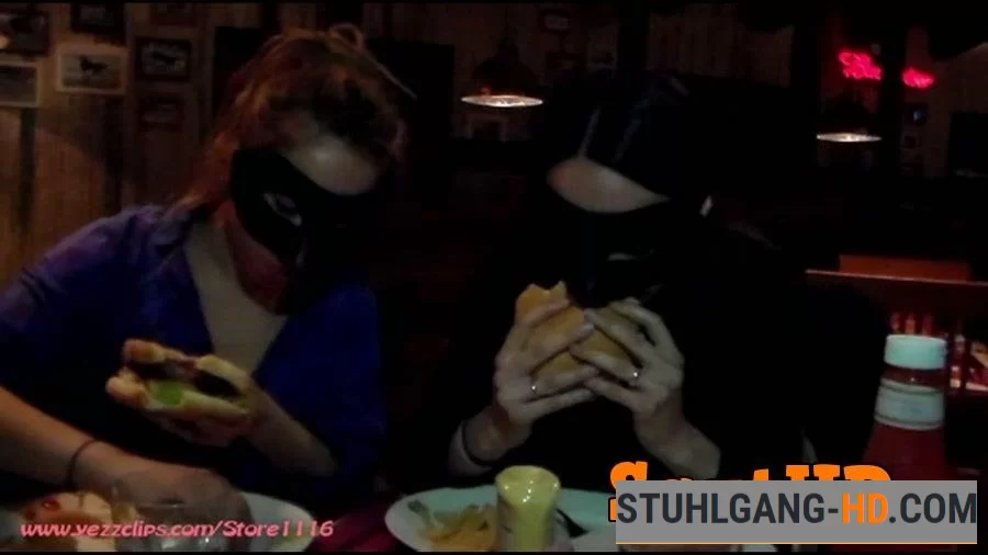 4 Scat Girls - Exercise and Burger for Us and Two Big Shits for You (Kacken, Scheißen, Scheiße essen) [FullHD] 919 MB