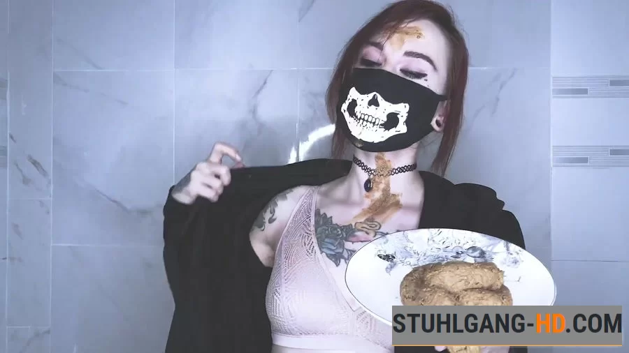 DirtyBetty - My poop is really big and sweet (Kacken, Scheißen, Scheiße essen) [FullHD 1080p] 878 MB