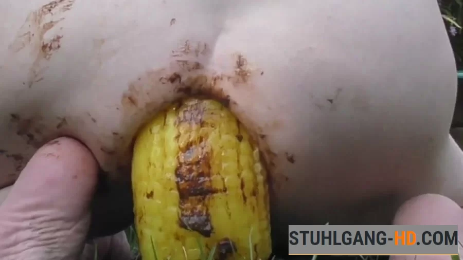 Dirtygardengirl - Shitty Corn Dildo (Kacken, Scheißen, Scheiße essen) [FullHD 1080p] 1.28 GB