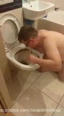 Shitty bitch training (Kacken, Scheißen, Scheiße essen) [SD] 12.0 MB