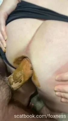 Dirty Anal And ATM 2 (Kacken, Scheißen, Scheiße essen) [SD] 44.4 MB
