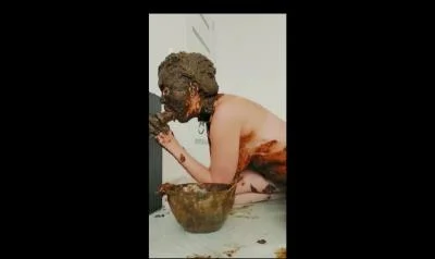 Shitty Head 2 (with 10 loads) selfie video (Kacken, Scheißen, Scheiße essen) [HD 720p] 1.68 GB