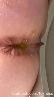 Pooping 2 (Kacken, Scheißen, Scheiße essen) [SD] 10.5 MB