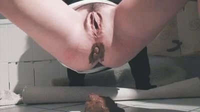 Mess In The Bathroom (Mia Skye , MiaRoxxx) [HD 720p] 11.3 MB stuhlgang-hd