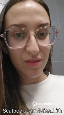 Watch Shitting 22 (Miss Lith) [SD] 65.4 MB Online