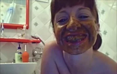 Watch Me In Bathtube Full Of Poo And Pee (Santara Scat) [SD] 162 MB Online