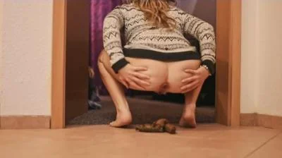 Watch Going To Bed [HD 720p] 11.2 MB Online