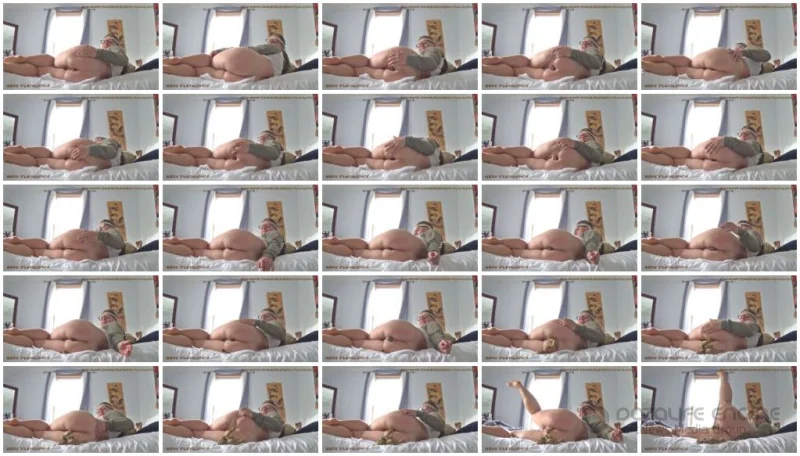 Watch Holding In a Mess [FullHD 1080p] 638 MB Online