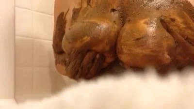 Watch Smearing My Shit On My Boobs [SD] 15.1 MB Online