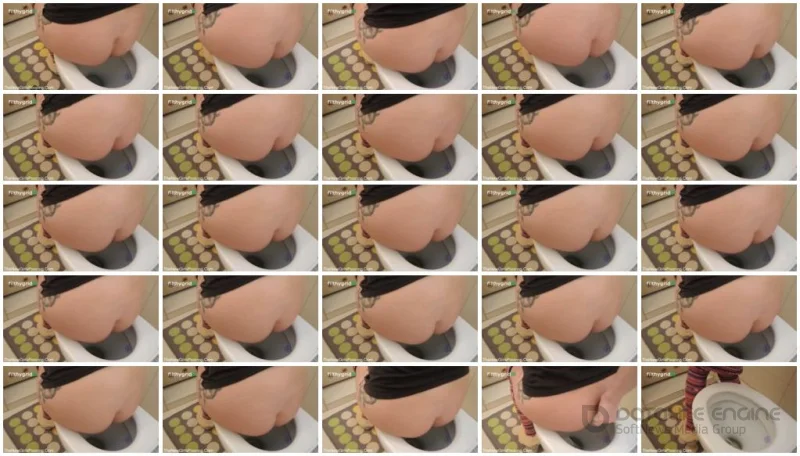 Watch Defecation In Toilet [SD] 128 MB Online